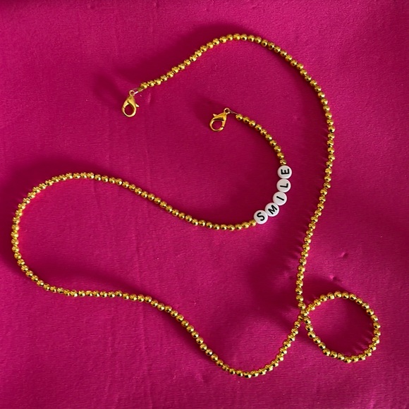 Mask Chain - Picture 1 of 1